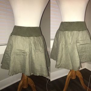 green flowy skirt with elastic waistband size S